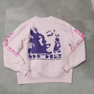 FR2 매실 마릴린 몬로 모자이크 맨투맨