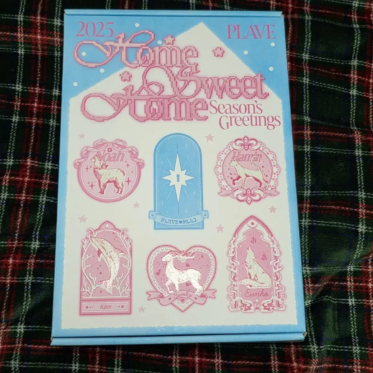 PLAVE | 플레이브 PLAVE 2024/2025 Season's Greetings Bulk on