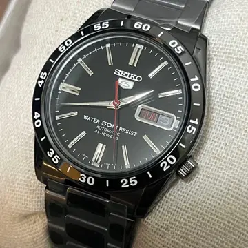 SEIKO 5 7S26-02T0 데이데이트 자동 와인딩 블랙 번개