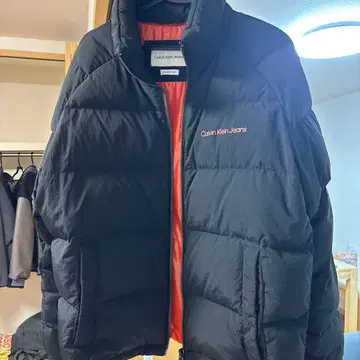 Calvin Klein Jeans 다운 자켓 블랙/오렌지