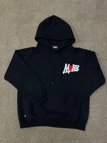 MOBB 후드 부착 후드티 블랙