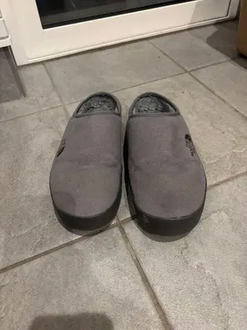 THE NORTH FACE 그레이 사보 클로그 샌들