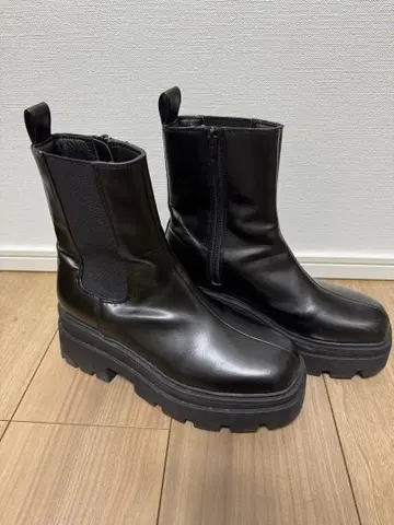 SLY 사이드 고어 통굽 부츠