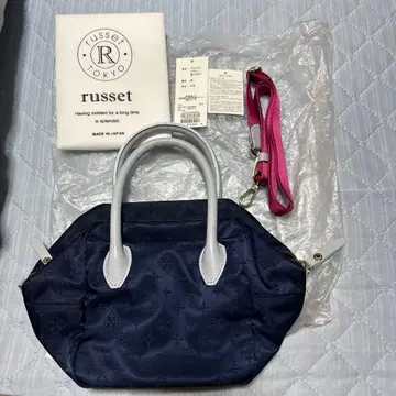 russet 미니큐브 숄더백