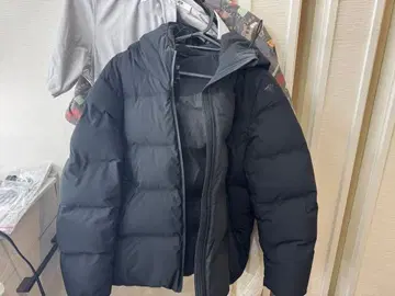 UNIQLO 심리스 다운