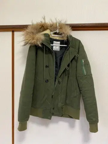 BROWNY 후드 부착 밀리터리 자켓 L 사이즈