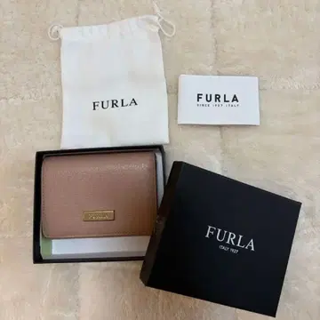 FURLA 3단 폴더형 지갑 핑크