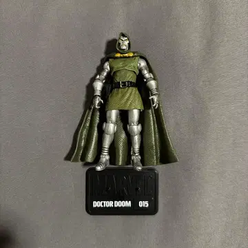 마블 유니버스 닥터 둠 피규어 판타스틱 포