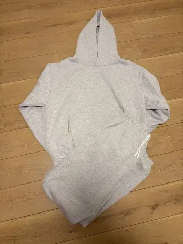 새상품 로스앤젤레스 어패럴 맨투맨 세트