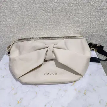 TOCCA RIBBON KNOT 바디백 토카