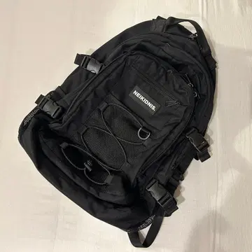 네이키드니스 백팩