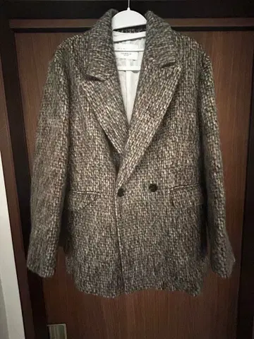 한 번 착용만 한 MACPHEE 테일러드 자켓 브라운 계열