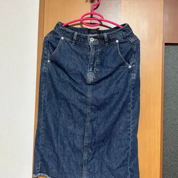 데님 타이트 스커트 무릎 기장