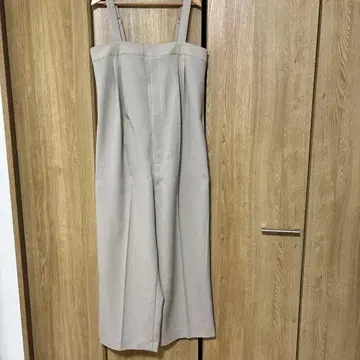 글로벌 워크 베이지 스트랩 포함 살로펫