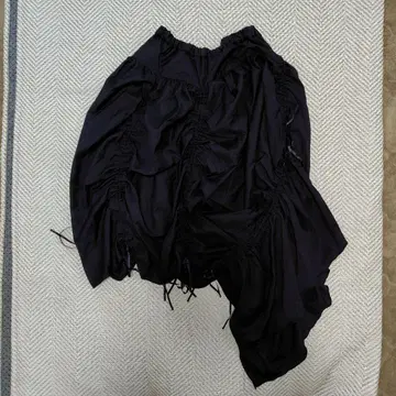 미사용품 BPN 블랙 피스나우 스커트