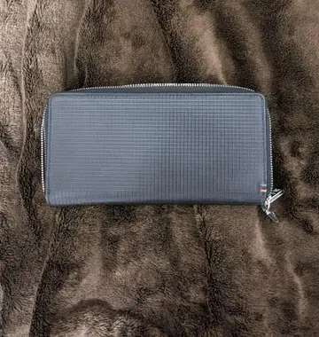 IS/IT 블랙 장지갑