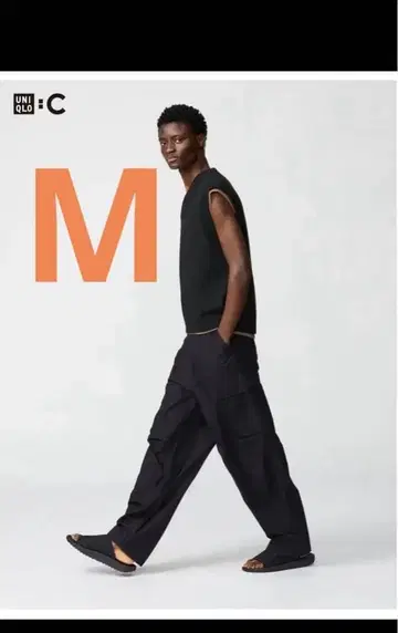 UNIQLO C 블랙 카고 팬츠 M 사이즈