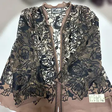 Rosso 꽃무늬 레이스 가디건 오부 소매