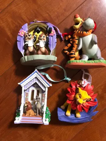 디즈니 크리스마스 오너먼트 2개 이상부터 구매 가능