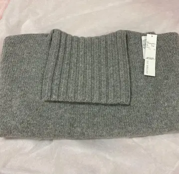 갤러리 바이 그레이 니트