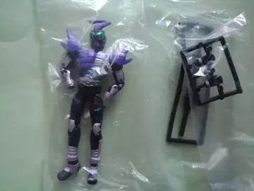 모션 리바이브 가면라이더 소드 액션 피규어