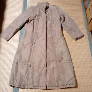 베이지 롱 코트 스탠드 카라