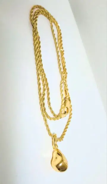 골드 트위스트 체인 목걸이