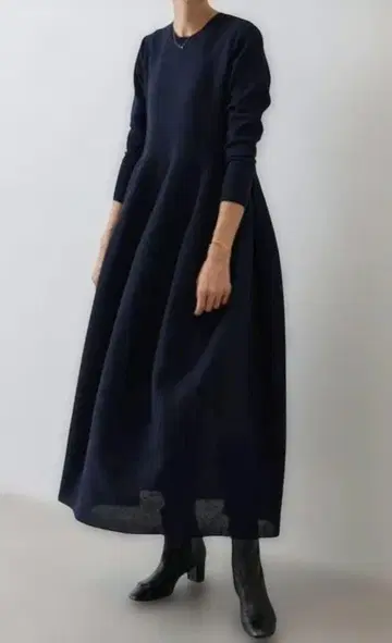 비어즐리 15 quinze 코쿤 니트 원피스