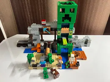 Minecraft LEGO 21155