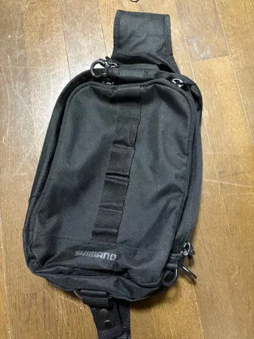 SHIMANO 블랙 숄더백