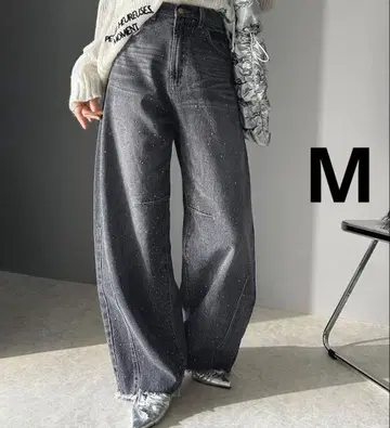 milybilet 큐빅 커브 팬츠 M 사이즈