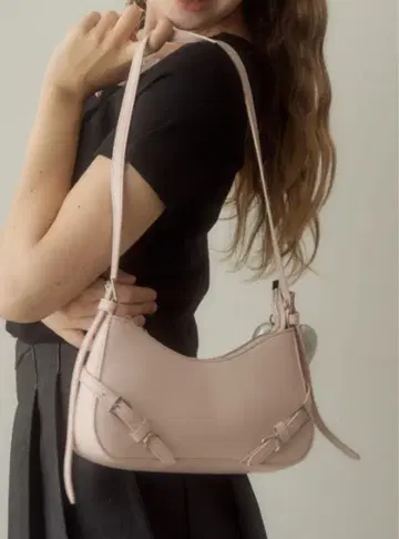 핑크 숄더백 birthday room