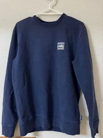 patagonia 네이비 크루넥 맨투맨