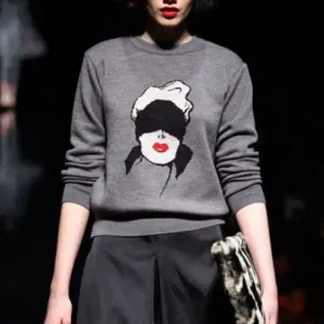 새상품급 G.VG.V. 그레이 니트 긴팔