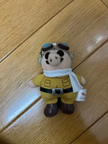 붉은 돼지 키링