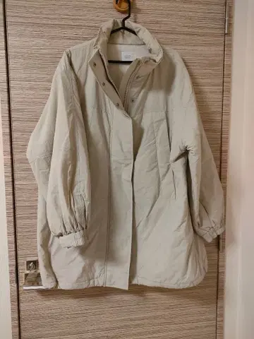 몬스터 코트 로리즈팜