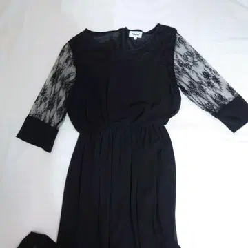 미사용 새상품! M 사이즈 맥시 길이 원피스, 블랙