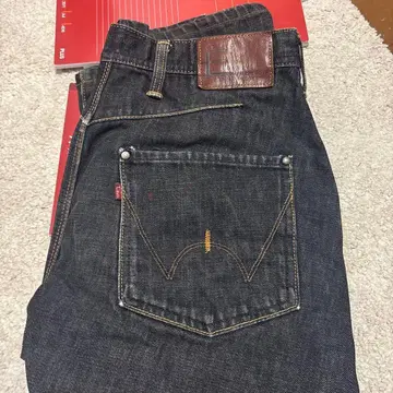 EDWIN 다크 블루 데님 팬츠