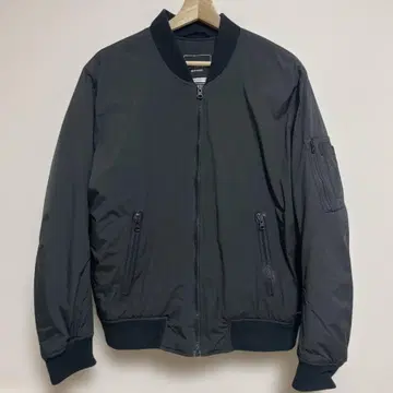 아메리칸 이글 MA-1 블랙 M 사이즈 새상품급