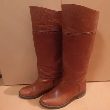 츠모리치사토 브라운 가죽 롱 부츠 플랫 힐