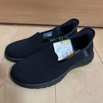 스케쳐스 핸즈프리 슬립인즈 블랙 22.5cm