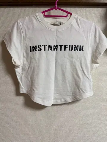 INSTANTFUNK 화이트 T셔츠