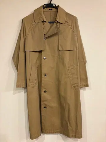 TISSU 트렌치코트