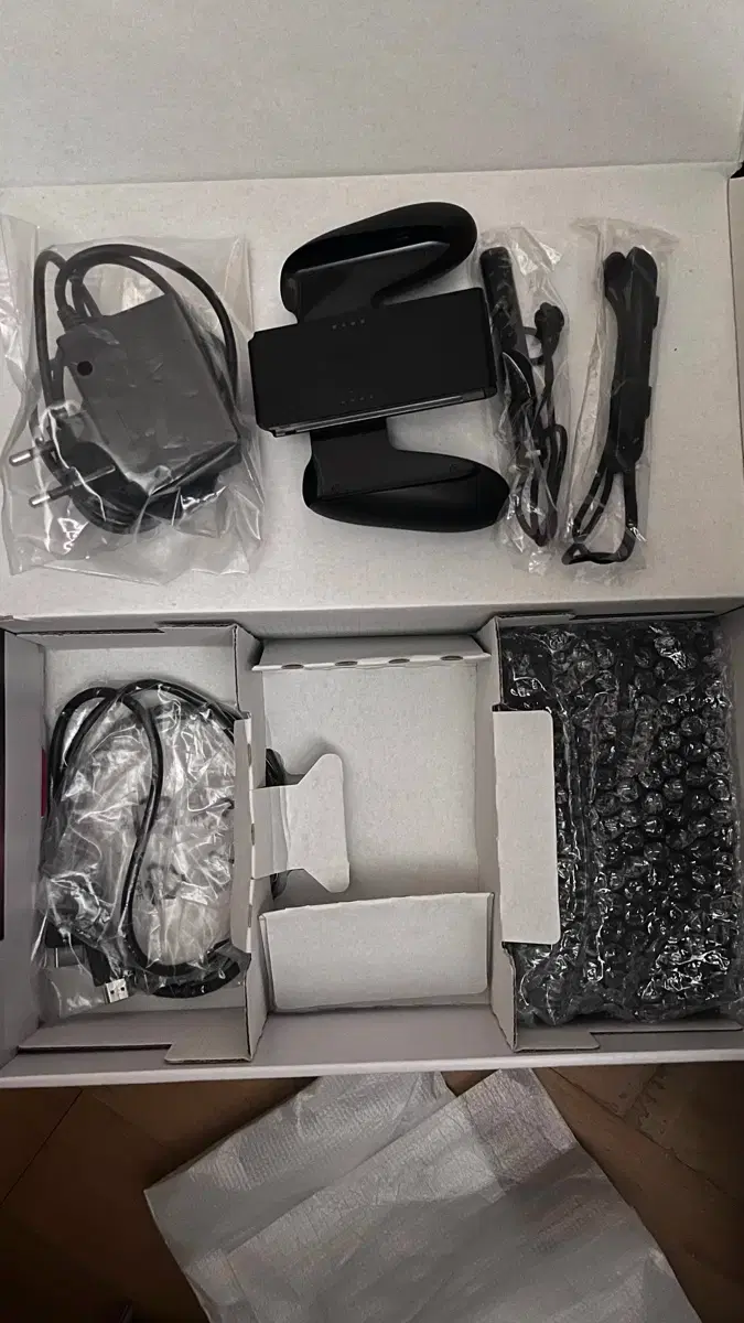 NINTENDO | 닌텐도 Nintendo Switch Lite Gray Console on Bunjang Global Site.