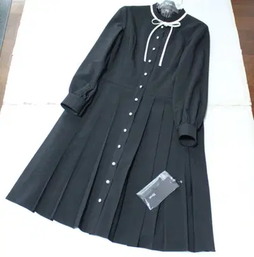 Rene 새상품급 플리츠 긴팔 원피스 34