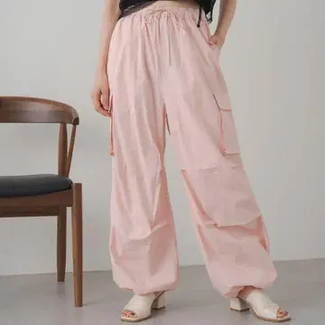 카스타네 Kastane 밑단 드로스트 카고 팬츠 WEB 한정 컬러 핑크