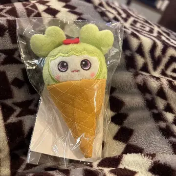 TWICE 정블리(정현) 아이스 인형 배지