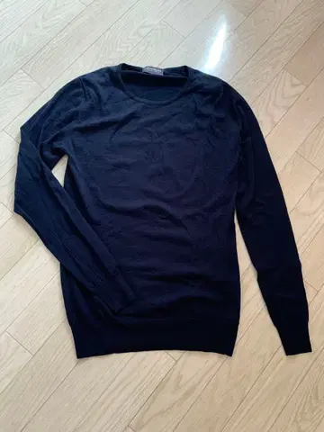 JOHN SMEDLEY 존스메들리 크루넥 니트 짙은 네이비 M