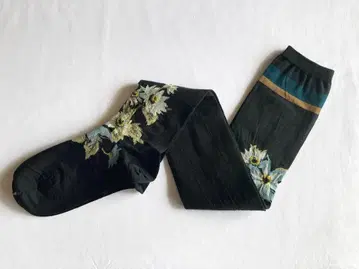 미사용* ANTIPAST 니하이 삭스 블랙 스카이블루 꽃 앤티패스트