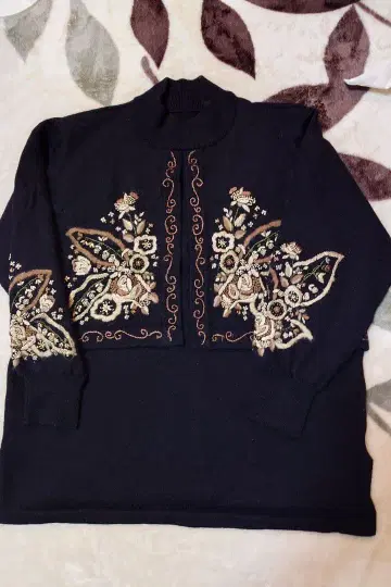 자수 네이비 긴팔 니트 울 100% 여성용